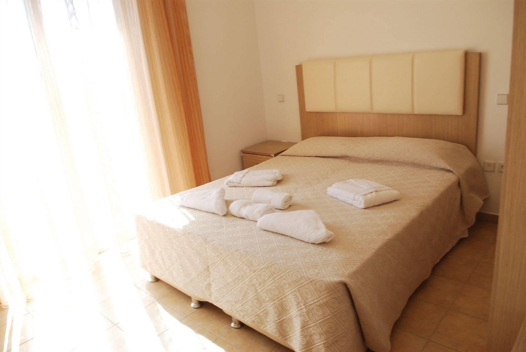 Gardens Apartments&villas 3*